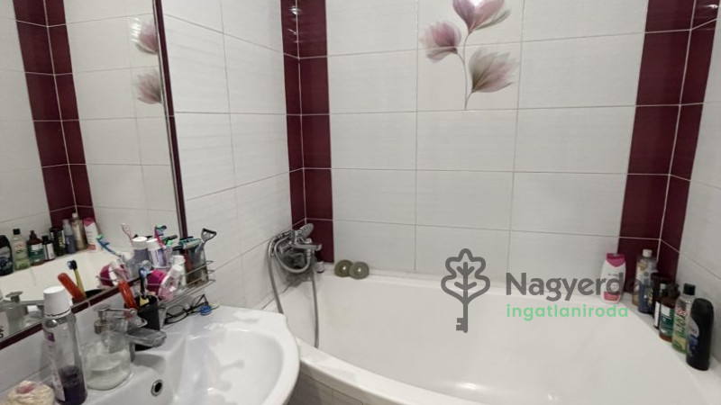 Debrecen, Lakás, panel lakás  