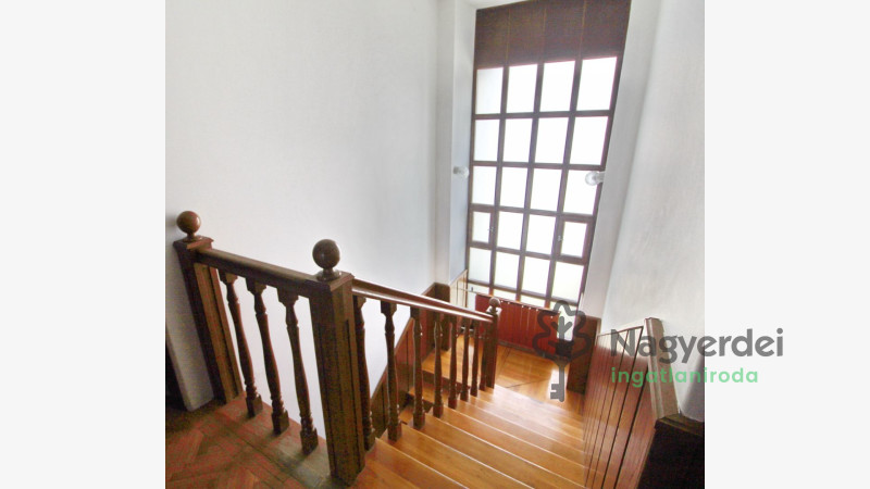 Debrecen, Nagyerdő, Ház, családi ház  