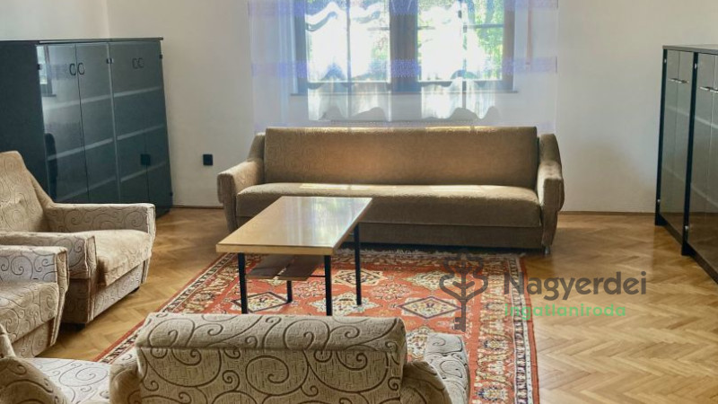 Debrecen, Nagyerdő, Ház, családi ház  