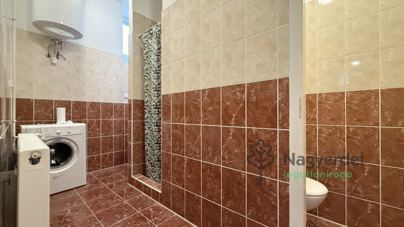 Debrecen, Belváros, Ház, házrész  