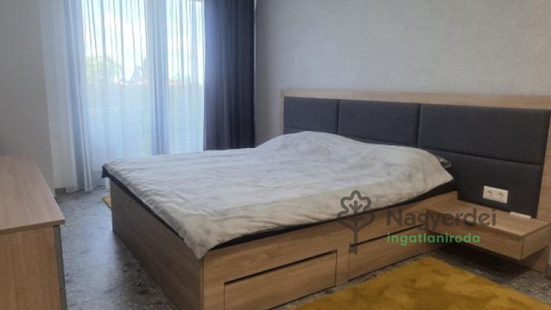 Debrecen, Egyetemváros, Lakás, tégla lakás  