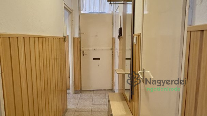Debrecen, Ispotály, Lakás, tégla lakás  