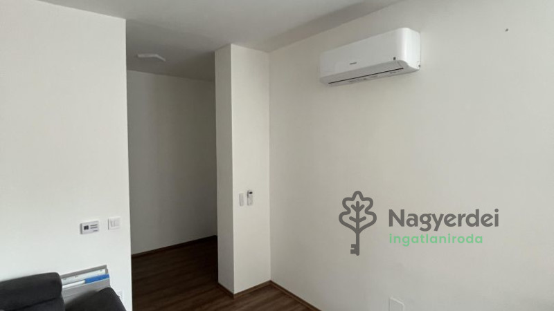 Debrecen, Belváros, Lakás, tégla lakás  