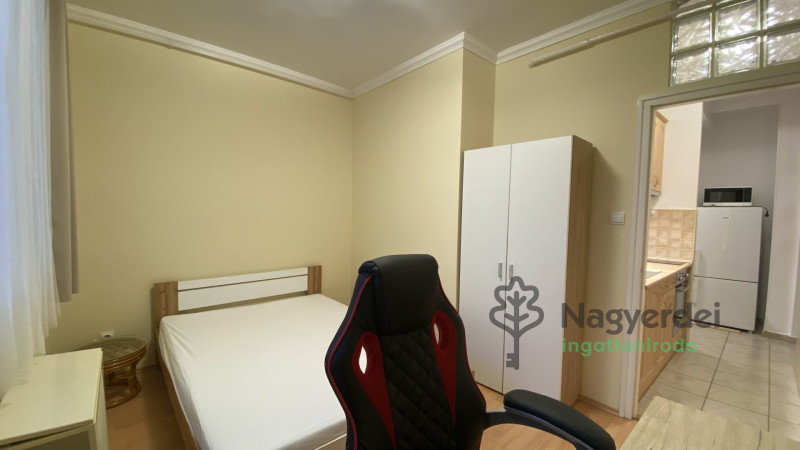Debrecen, Libakert, Lakás, tégla lakás  