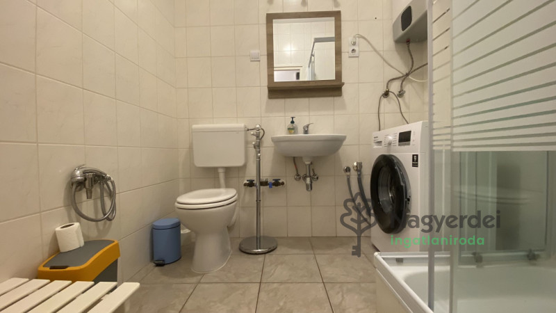 Debrecen, Libakert, Lakás, tégla lakás  