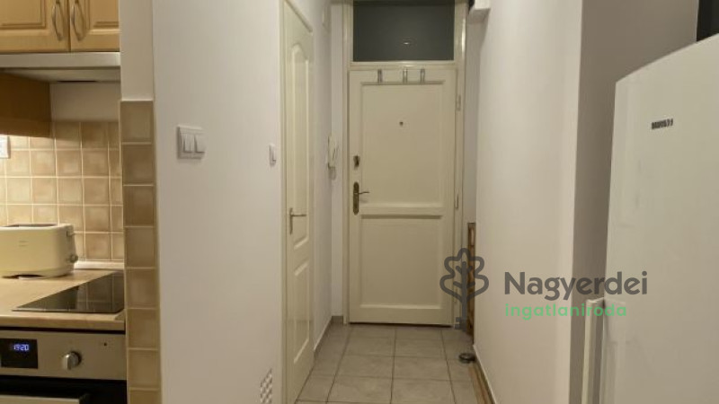 Debrecen, Libakert, Lakás, tégla lakás  
