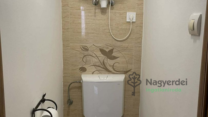 Debrecen, Belváros, Lakás, tégla lakás  