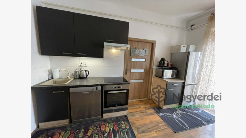 Debrecen, Belváros, Lakás, tégla lakás  