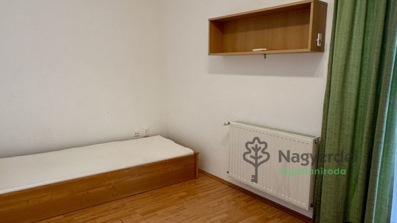 Debrecen, Belváros, Lakás, tégla lakás  