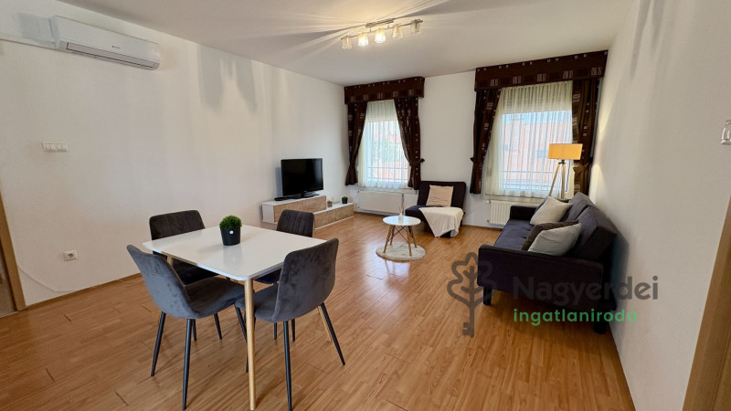 Debrecen, Belváros, Lakás, tégla lakás  