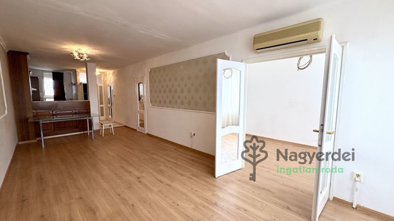 Debrecen, Belváros, Lakás, tégla lakás  