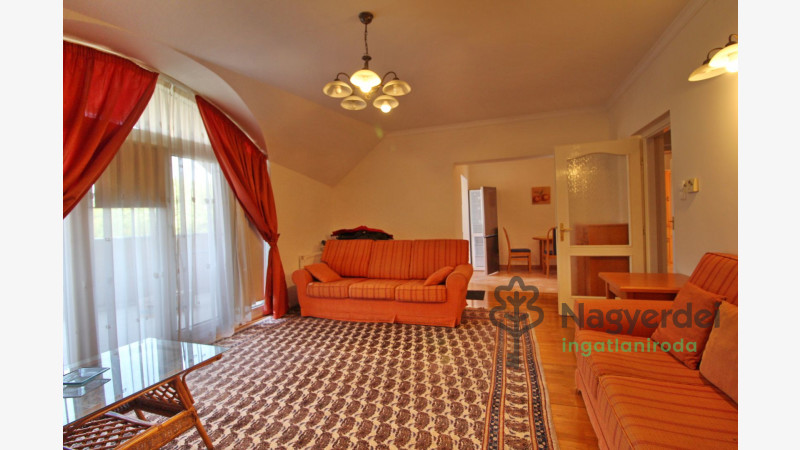Debrecen, Péterfia, Lakás, tégla lakás  