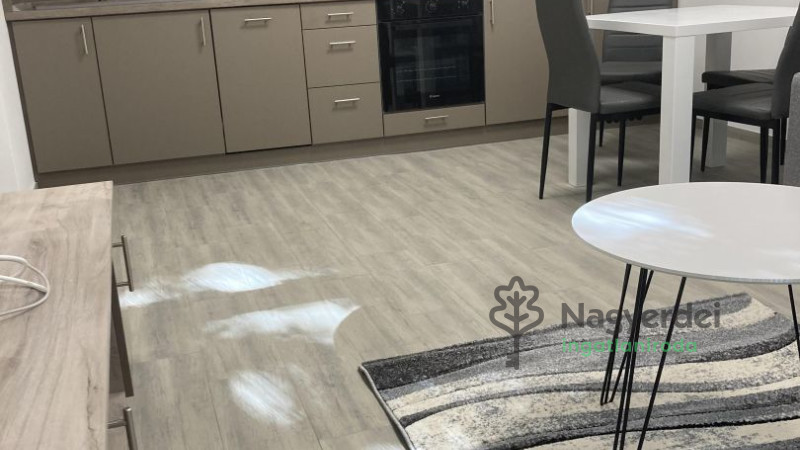 Debrecen, Libakert, Lakás, tégla lakás  
