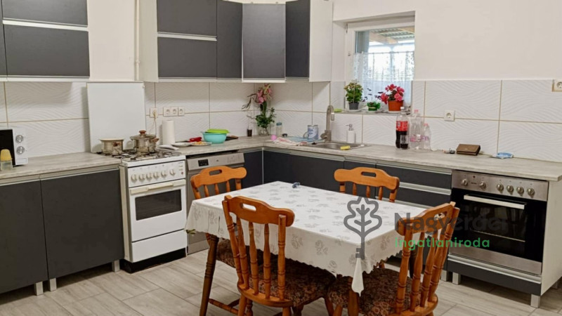 Geszteréd, Ház, családi ház  