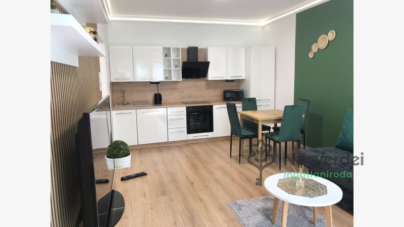 Debrecen, Sestakert, Lakás, tégla lakás  