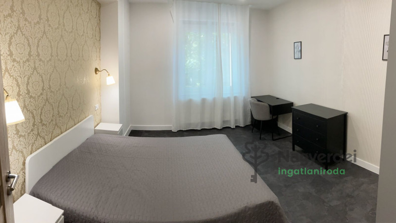 Debrecen, Egyetemváros, Lakás, tégla lakás  