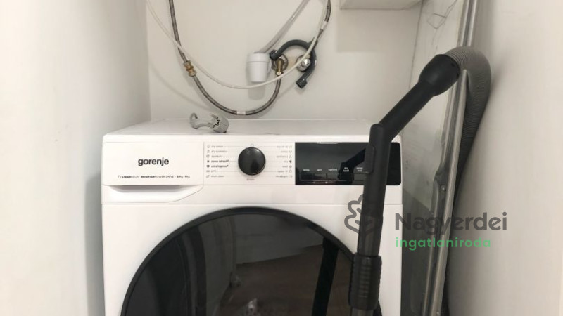 Debrecen, Lakás, tégla lakás  