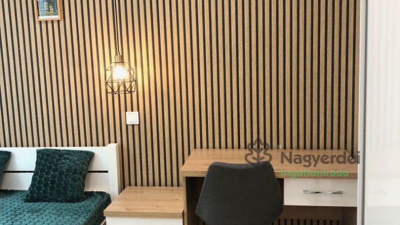 Debrecen, Lakás, tégla lakás  