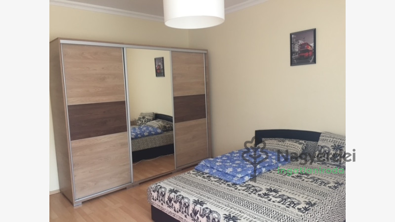 Debrecen, Sestakert, Lakás, tégla lakás  