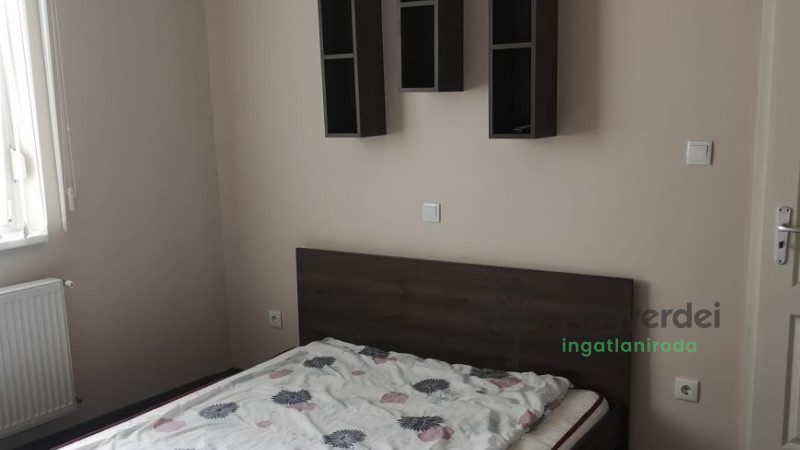 Debrecen, Sestakert, Lakás, tégla lakás  