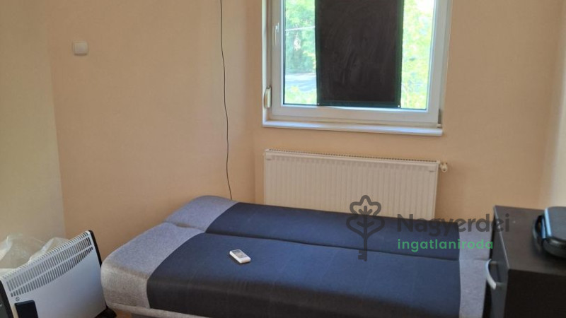 Debrecen, Sestakert, Lakás, tégla lakás  