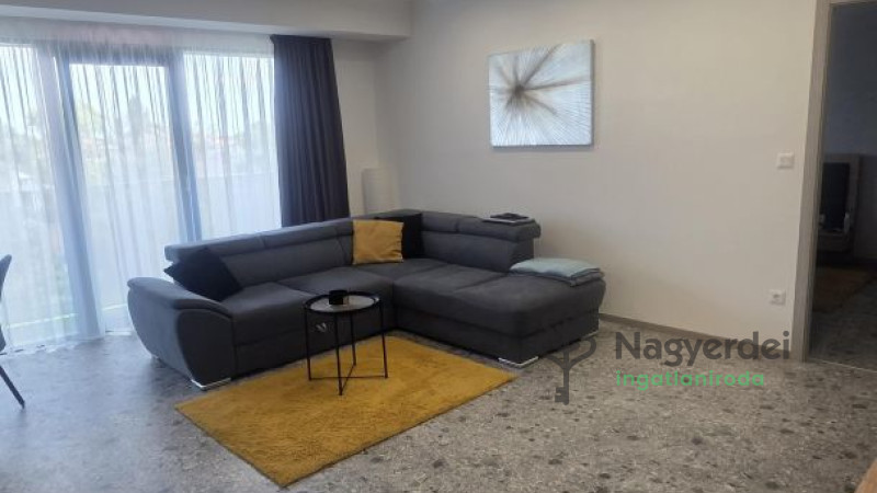 Debrecen, Egyetemváros, Lakás, tégla lakás  