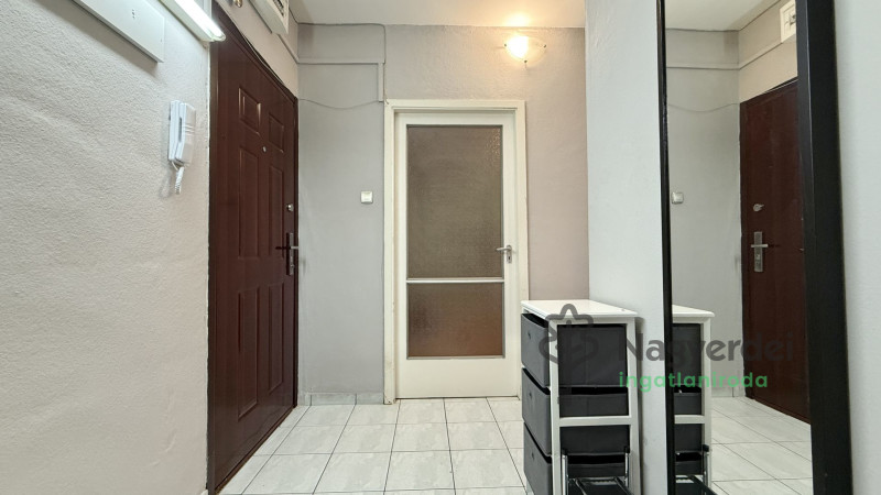 Debrecen, Libakert, Lakás, panel lakás  