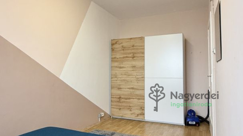 Debrecen, Libakert, Lakás, panel lakás  