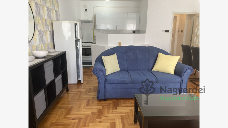 Debrecen, Egyetemváros, Lakás, tégla lakás  