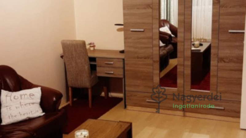 Debrecen, Újkert, Lakás, panel lakás  