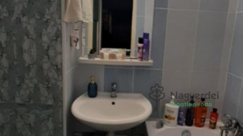 Debrecen, Újkert, Lakás, panel lakás  