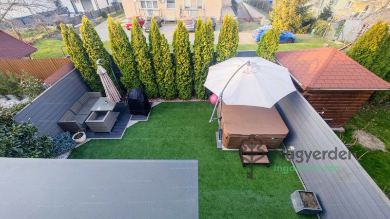 Debrecen, Hatvan utcai kert, Ház, ikerház  