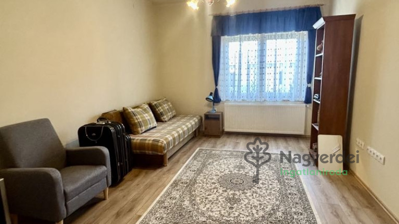 Debrecen, Biharikert, Ház, családi ház  