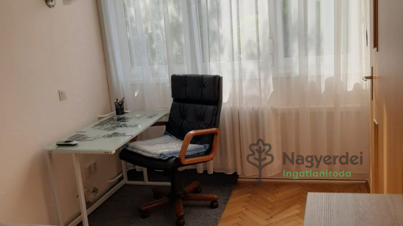 Debrecen, Belváros, Lakás, tégla lakás  