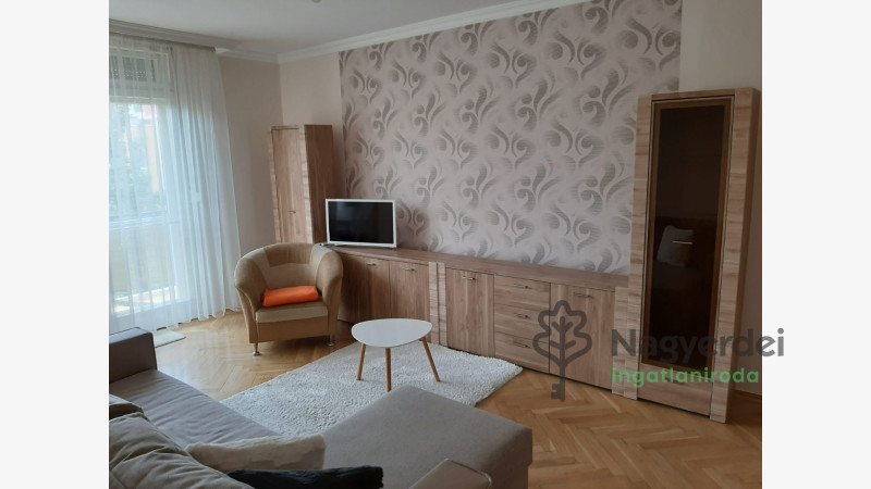 Debrecen, Belváros, Lakás, tégla lakás  