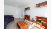 Debrecen, Nagyerdő, Lakás, tégla lakás  