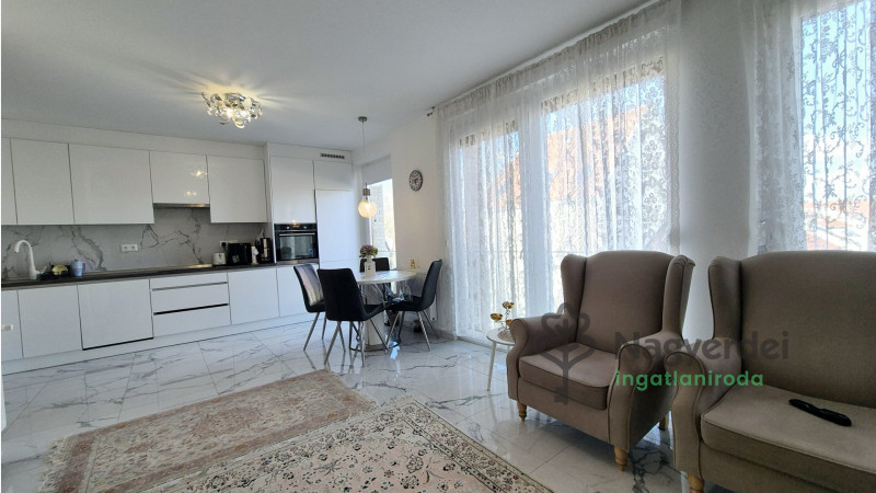 Debrecen, Belváros, Lakás, tégla lakás  