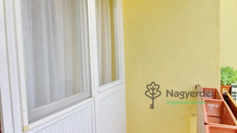 Debrecen, Sestakert, Lakás, tégla lakás  