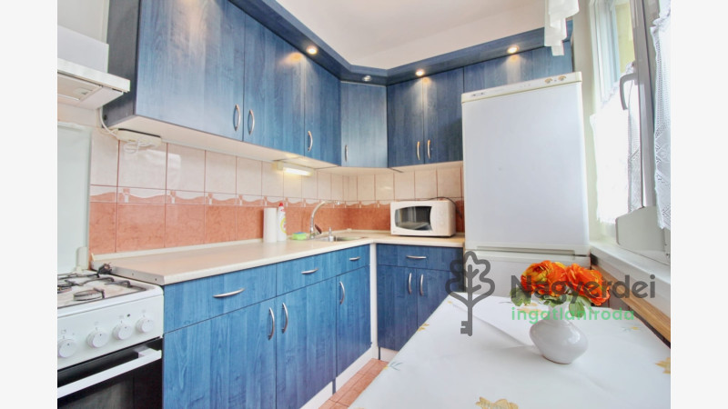 Debrecen, Sestakert, Lakás, tégla lakás  