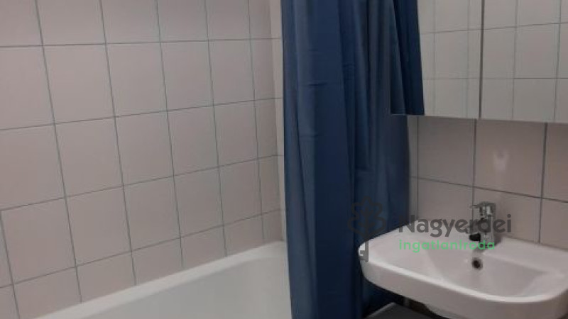 Debrecen, Lakás, tégla lakás  