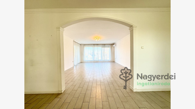 Debrecen, Boldogfalvi kert, Ház, családi ház  