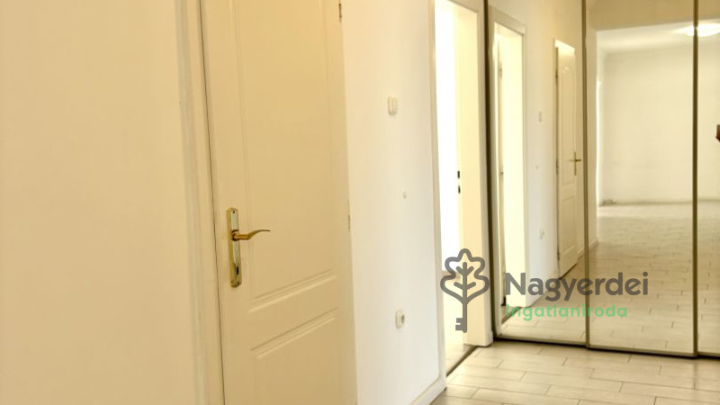 Debrecen, Boldogfalvi kert, Ház, családi ház  