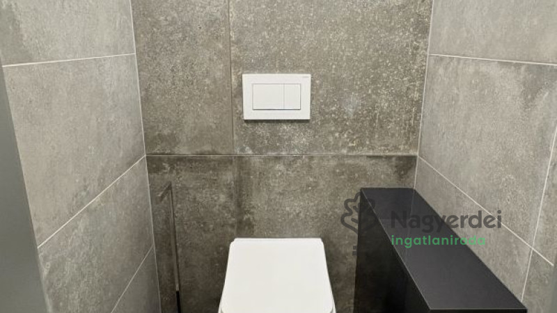 Debrecen, Sestakert, Lakás, tégla lakás  