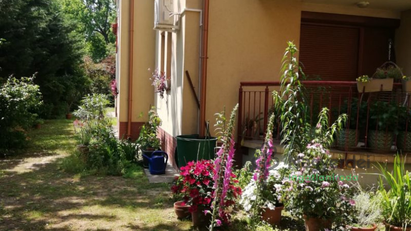 Debrecen, Sestakert, Lakás, tégla lakás  