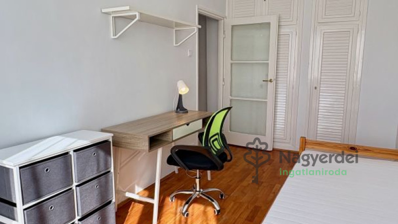 Debrecen, Sestakert, Lakás, panel lakás  