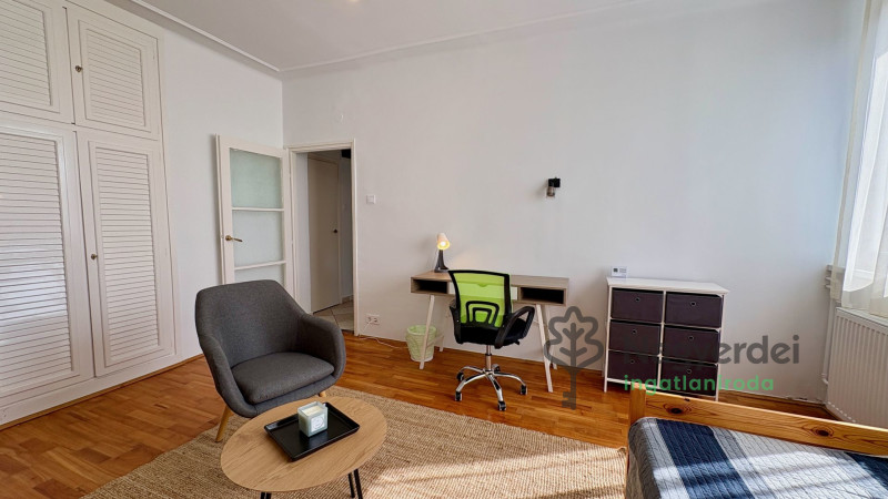 Debrecen, Sestakert, Lakás, panel lakás  