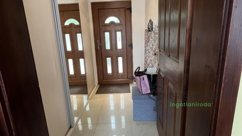 Debrecen, Falóger, Ház, családi ház  