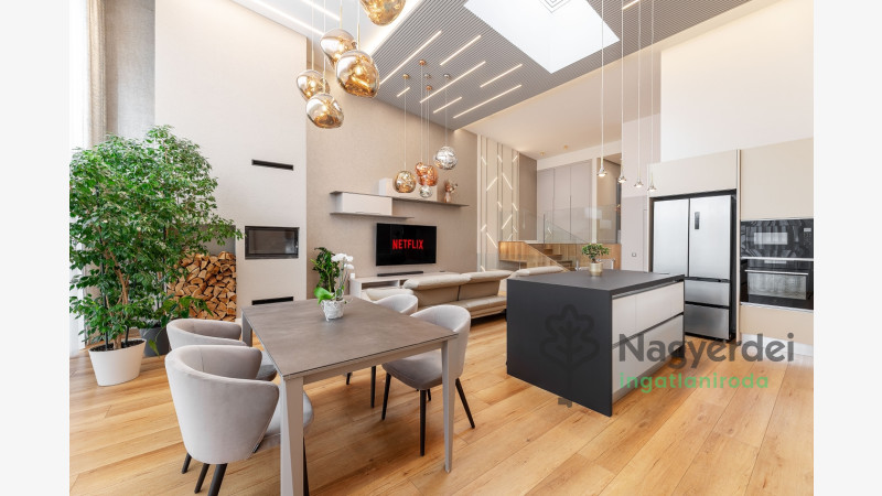 Debrecen, Nyulas, Ház, ikerház  