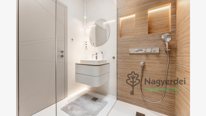 Debrecen, Nyulas, Ház, ikerház  