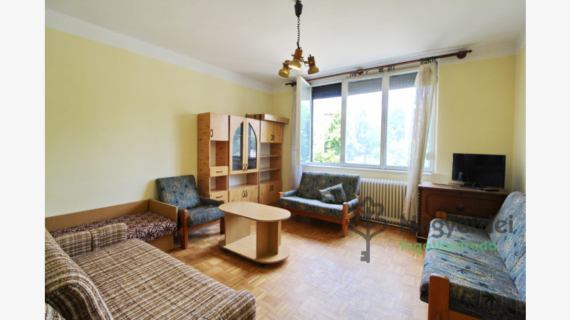 Debrecen, Sestakert, Lakás, panel lakás  